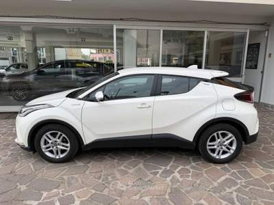 Toyota C-HR 1.8h Business e-cvt UNICO PROPRIETARIO BELLISSIMA Bianco usata Cesano Maderno