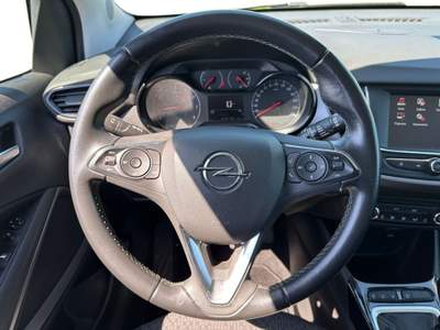 Opel Crossland X 1.5 Diesel 110cv Edition S&S MT6 Bianco usata Pistoia