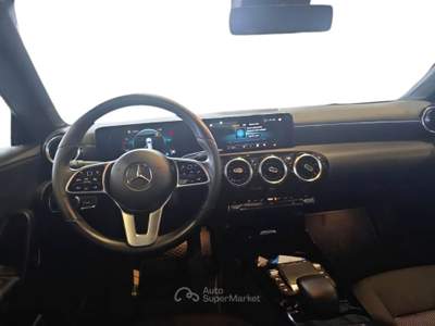 Mercedes-Benz CLA 180 d Automatic Business Extra Grigio usata Roma