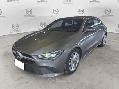 Mercedes-Benz CLA 180 d Automatic Business Extra Grigio usata Roma