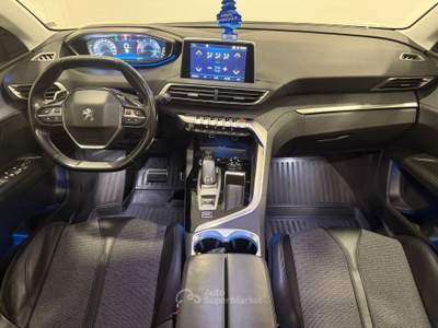 Peugeot 3008 BlueHDI 130 EAT8 S&S Allure Bianco usata Caresanablot