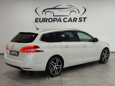 Peugeot 308 308 BlueHDi 120 S&S SW Allure Bianco usata Caresanablot