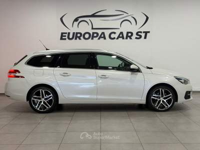 Peugeot 308 308 BlueHDi 120 S&S SW Allure Bianco usata Caresanablot