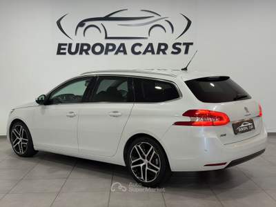 Peugeot 308 308 BlueHDi 120 S&S SW Allure Bianco usata Caresanablot