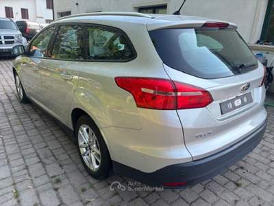 Ford Focus Unico proprietario, libero da incidenti  KM.  CERTIFICATI Grigio usata Cartura