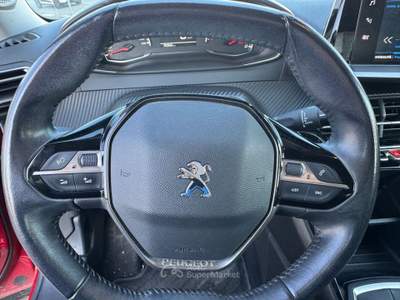 Peugeot 2008 Peugeot 2008 1.5 Blue HDI 100 Active #7736 Rosso usata Rivoli