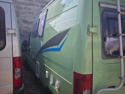 Peugeot Boxer PÖSSL 2WIN  Verde usata Andria