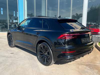 Audi Q8 SUV TDI quattro 210 kW tiptronic S line edition Possibilità noleggio no scoring Nero usata Gela