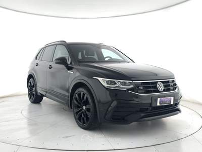 Volkswagen Tiguan Tiguan 2.0 tdi r-line 4motion 150cv dsg sospensioni+pelle+matrix Nero usata Ghedi