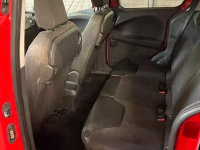 Ford Tourneo Courier 1.0 EcoBoost 100 CV Sport Rosso usata Casteggio
