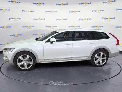 Volvo V90 Cross Country V90 2016 Cross Country 2.0 d4 Volvo Ocean Race Awd 190cv geartron Bianco usata Roma