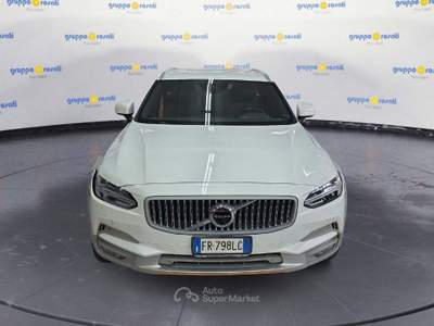 Volvo V90 Cross Country D4 AWD Geartr.Cross Country Ocean Race Bianco usata Roma