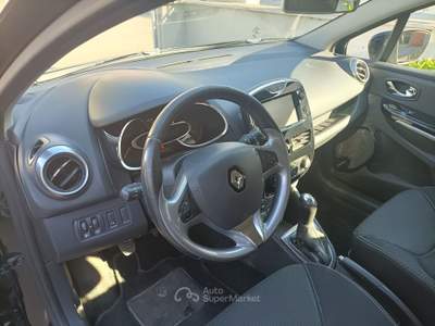 Renault Clio Vettura in eccellenti condizioni Nero usata FOGGIA
