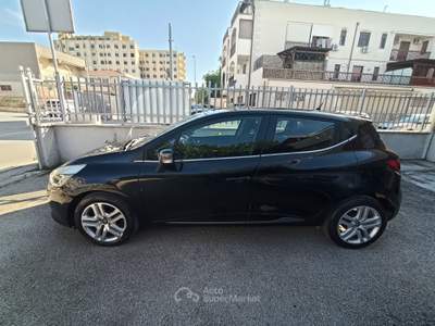 Renault Clio Vettura in eccellenti condizioni Nero usata FOGGIA