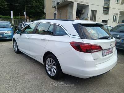 Opel Astra Start&Stop Sports Tourer Business Bianco usata Torino