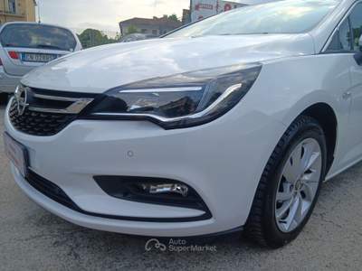 Opel Astra Start&Stop Sports Tourer Business Bianco usata Torino