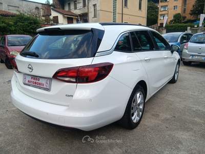 Opel Astra Start&Stop Sports Tourer Business Bianco usata Torino