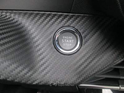 Peugeot 208 1.2 hybrid Allure 110cv e-dcs 6 Da targare  ufficiale Italia Giallo usata SARONNO