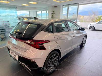 Hyundai i20 Connectline LUMENGRAY MT Nero usata Nola
