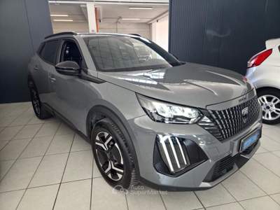 Peugeot 2008 1.2 PureTech 100 Active S/S - OK NEOPATENTATI - GOMME 4 STAGIONI usata Meda