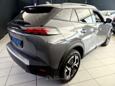Peugeot 2008 1.2 PureTech 100 Active S/S - OK NEOPATENTATI - GOMME 4 STAGIONI usata Meda