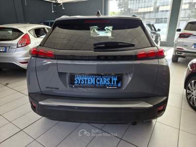 Peugeot 2008 1.2 PureTech 100 Active S/S - OK NEOPATENTATI - GOMME 4 STAGIONI usata Meda