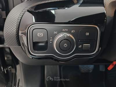 Mercedes-Benz Classe A A 180 d Automatic Sport Nero usata Striano