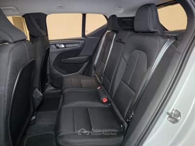 Volvo XC40 XC40 T3 Geartronic Momentum Core 163CV Grigio usata Bruino
