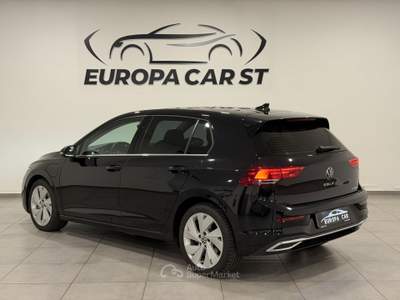 Volkswagen Golf 1.4 TSI eHYBRID 204 CV DSG Style Nero usata Caresanablot