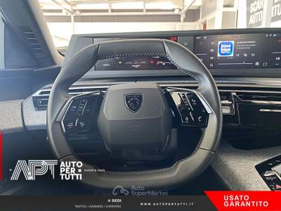 Peugeot 3008 3008 1.2 hybrid Allure 145cv e-dcs6 Grigio usata Napoli