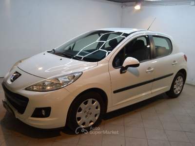 Peugeot 207 1.4 8V 75CV 5p. Energie Sport ECO GPL Bianco usata Rovigo