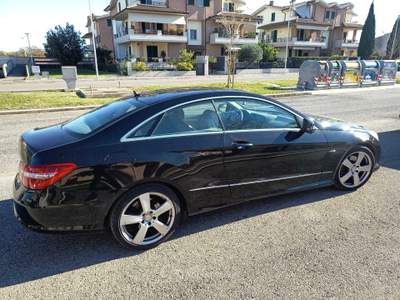Mercedes-Benz Classe E COUPE 220 CDI AVANTGARDE Nero usata Grosseto