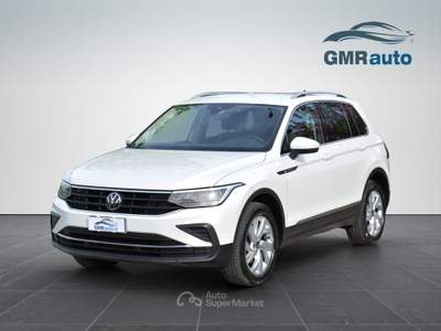 Volkswagen Tiguan VOLKSWAGEN TIGUAN 2.0 TDI LIFE 4MOTION DSG Bianco usata Genova