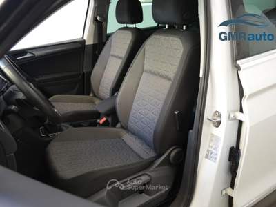 Volkswagen Tiguan VOLKSWAGEN TIGUAN 2.0 TDI LIFE 4MOTION DSG Bianco usata Genova