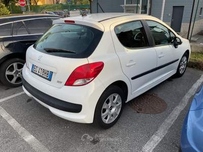 Peugeot 207 Ottime condizioni Bianco usata Villa D’alme