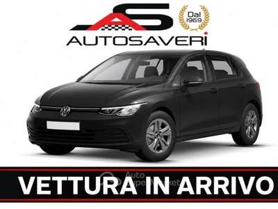 Volkswagen Golf 1.0 eTSI EVO DSG Life Nero usata Acquasparta