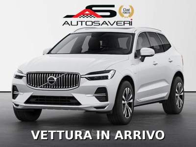 Volvo XC60 B4 (d) automatico Core Bianco usata Acquasparta