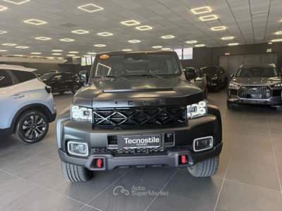 ICH-X K2 2.0 Turbo Diesel 4x4 Nero usata ROVIGO