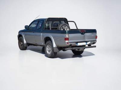 Mitsubishi L200 2.5 TDI 4WD Club Cab Pick-up GL Verde usata Cassacco