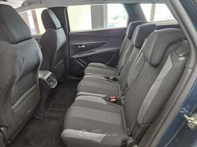 Peugeot 5008 Peugeot 5008 1.5 bluehdi Active Pack s - NEOPATENTATI - 7 POSTI Blu/Azzurro usata Pistoia