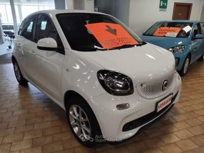 Smart ForFour 70 1.0 twinamic Passion Bianco usata Vigevano