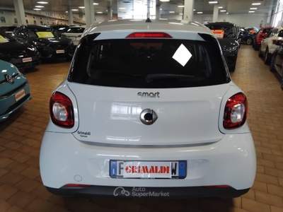 Smart ForFour 70 1.0 twinamic Passion Bianco usata Vigevano