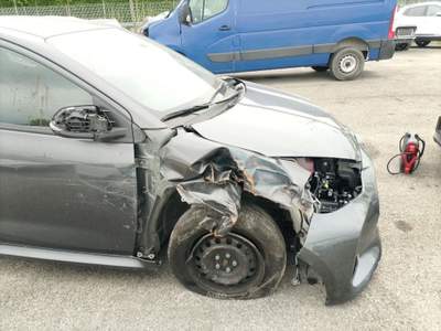 Toyota Yaris 1.5 Hybrid 5 porte Bronzo usata Pordenone