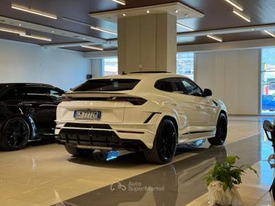 Lamborghini Urus LAMBO URUS 4.0 V8 S 666CV AUTO Urus 4.0 V8 S 666cv auto Bianco usata Roma