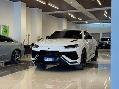 Lamborghini Urus LAMBO URUS 4.0 V8 S 666CV AUTO Urus 4.0 V8 S 666cv auto Bianco usata Roma