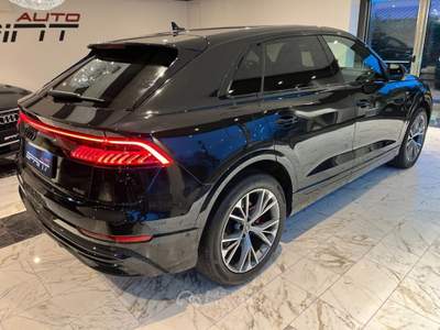 Audi Q8 50 TDI 286CV QUATTRO TIPTRONIC S-LINE BLACK Nero usata Noventa Vicentina