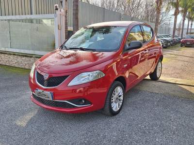 Lancia Ypsilon 85 CV GOLD Rosso usata San Giuseppe Vesuviano