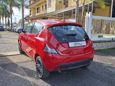 Lancia Ypsilon S&S HYBRID ECOCHIC GOLD Rosso usata San Giuseppe Vesuviano