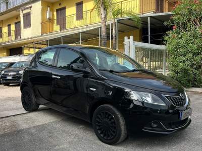 Lancia Ypsilon 5 porte GPL Silver Plus Nero usata San Giuseppe Vesuviano