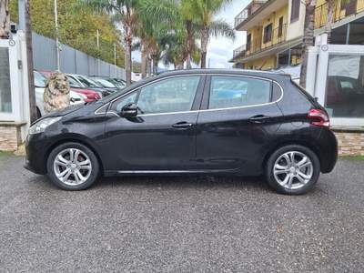 Peugeot 208 5 porte Allure Nero usata San Giuseppe Vesuviano